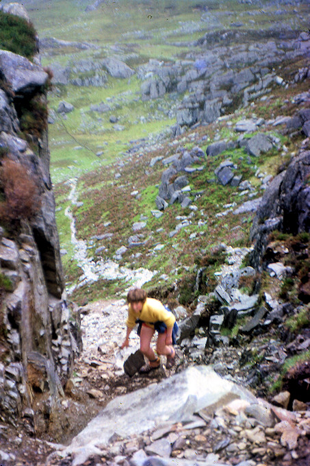 WH1962-009 Climbing Tryfan