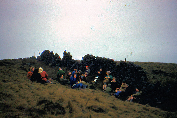 WW1959-004 Between Roman Road and Mad Woman