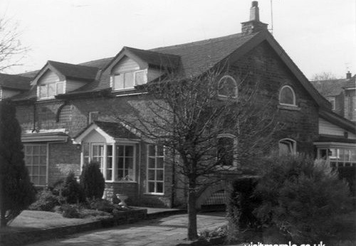 Lime Kiln Building (20 Strines Rd)